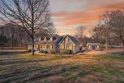 165 Richland Street, Calhoun, GA 30701 - Photo 1