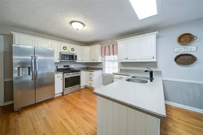 712 Trickum Valley Drive, Woodstock, GA 30188 - Photo 11