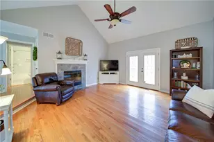 712 Trickum Valley Dr, Woodstock, GA 30188 - Photo 15