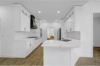 9035 Sandorn Drive, Roswell, GA 30075 - Photo 11