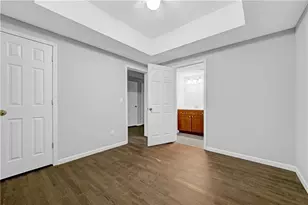 9035 Sandorn Dr, Roswell, GA 30075 - Photo 29