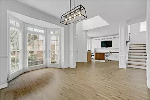 9035 Sandorn Dr, Roswell, GA 30075 - Photo 5