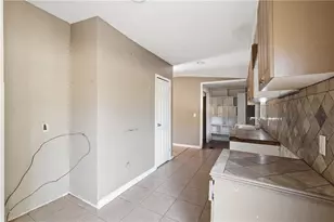 4170 Hurt Bridge Ct, Cumming, GA 30028 - Photo 17