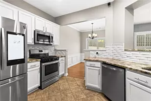 4913 Berkeley Oak Cir, Peachtree Corners, GA 30092 - Photo 13