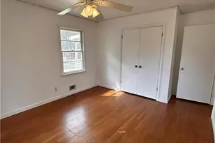 1524 Carlton Ave, Stone Mountain, GA 30087 - Photo 23