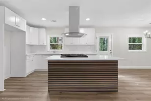 2387 Timber Ridge Ct, Decatur, GA 30032 - Photo 9