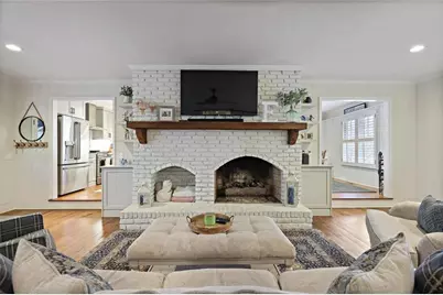 1299 William Robert Drive SW, Marietta, GA 30008 - Photo 7