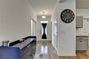 611 Sugar Pr Bnd, Lawrenceville, GA 30045 - Photo 17