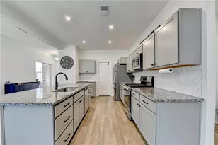 611 Sugar Pr Bnd, Lawrenceville, GA 30045 - Photo 9