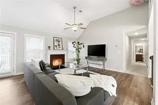 1799 Hammond Woods Cir SW, Marietta, GA 30008 - Photo 5