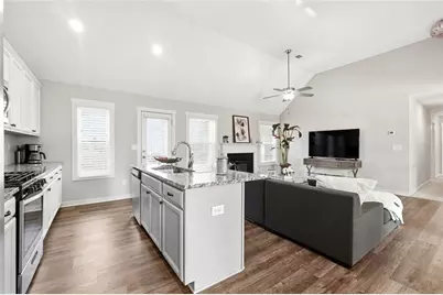 1799 Hammond Woods Circle SW, Marietta, GA 30008 - Photo 9