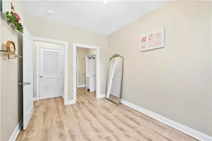 901 Abernathy Rd NE, Atlanta, GA 30328 - Photo 17