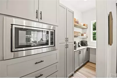 6014 Warpath Road, Flowery Branch, GA 30542 - Photo 9