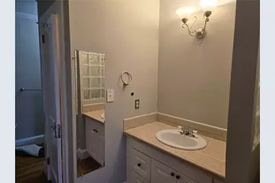 1038 S Candler Street S, Decatur, GA 30030 - Photo 11