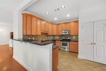 3071 Lenox Road NE #11, Atlanta, GA 30324 - Photo 7