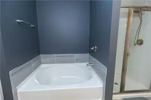 7245 Heritage Oak Ct, Cumming, GA 30040 - Photo 17