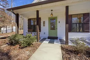 7621 Maple Pl, Murrayville, GA 30564 - Photo 3