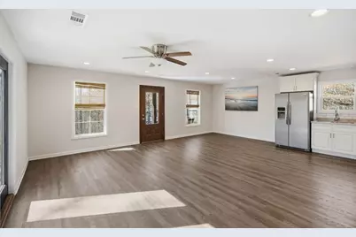 7621 Maple Place, Murrayville, GA 30564 - Photo 5