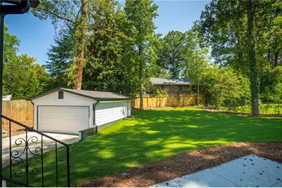 610 Glenforest Road, Atlanta, GA 30328 - Photo 43