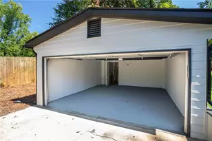 610 Glenforest Rd, Atlanta, GA 30328 - Photo 45