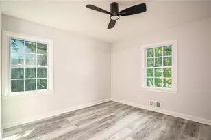 610 Glenforest Rd, Atlanta, GA 30328 - Photo 23