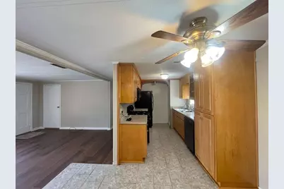 693 Bluebird Drive, Conyers, GA 30094 - Photo 5