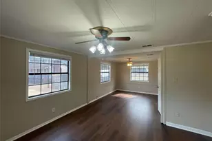 693 Bluebird Dr, Conyers, GA 30094 - Photo 13