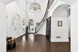 5680 Glen Errol Rd, Atlanta, GA 30327 - Photo 7