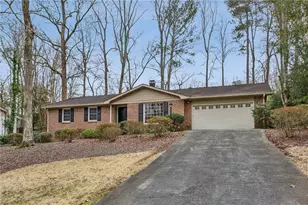 3436 Brookview Dr, Marietta, GA 30068 - Photo 3
