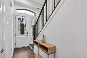 513 NE Broadview Pl NE, Atlanta, GA 30324 - Photo 3