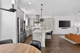 513 NE Broadview Pl NE, Atlanta, GA 30324 - Photo 13