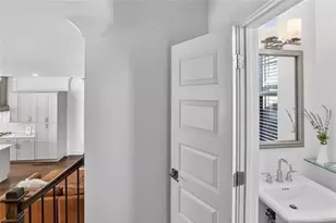 513 NE Broadview Pl NE, Atlanta, GA 30324 - Photo 17