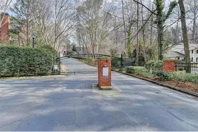 10 Carrington Way NE, Atlanta, GA 30328 - Photo 43