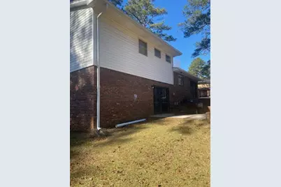 2392 Ozark Trail SW, Atlanta, GA 30331 - Photo 5