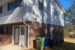 2392 Ozark Trail SW, Atlanta, GA 30331 - Photo 3