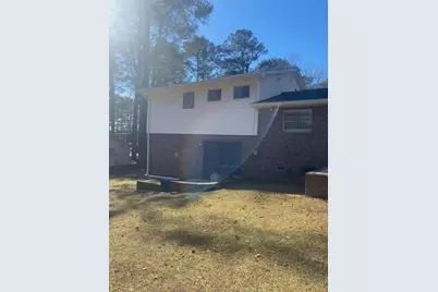 2392 Ozark Trail SW, Atlanta, GA 30331 - Photo 7