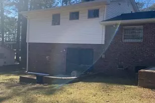 2392 Ozark Trail SW, Atlanta, GA 30331 - Photo 7