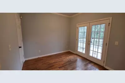 1040 Smith Street SW, Atlanta, GA 30310 - Photo 3