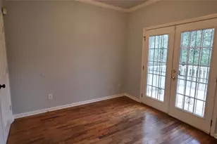 1040 Smith St SW, Atlanta, GA 30310 - Photo 3