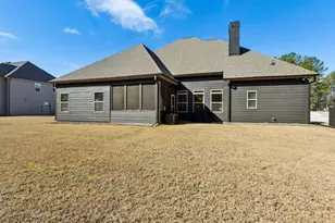 9525 Glacial Ln, Fairburn, GA 30213 - Photo 7