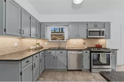 10445 Summer Creek Drive, Alpharetta, GA 30022 - Photo 15