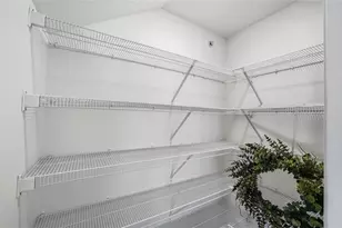 6625 Sterling Dr, Atlanta, GA 30328 - Photo 9