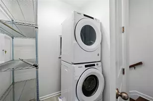 6625 Sterling Dr, Atlanta, GA 30328 - Photo 11