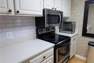 3481 Lakeside Dr NE, Atlanta, GA 30326 - Photo 9