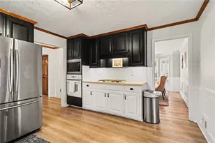 393 Westminister Ln SW, Lilburn, GA 30047 - Photo 17