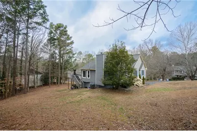 715 Lake Point Drive, Woodstock, GA 30189 - Photo 3