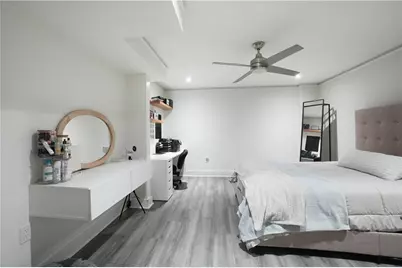 715 Lake Point Drive, Woodstock, GA 30189 - Photo 13