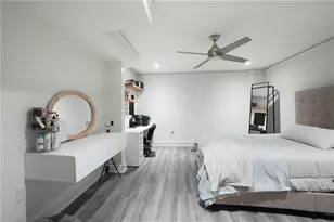 715 Lake Point Dr, Woodstock, GA 30189 - Photo 13