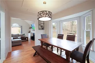 715 Lake Point Dr, Woodstock, GA 30189 - Photo 11