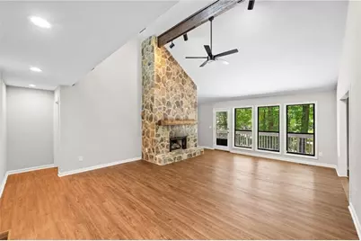 4528 Lashley Court NE, Marietta, GA 30068 - Photo 9